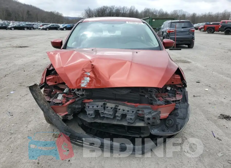 1FADP3F27JL330215 Photo# 5