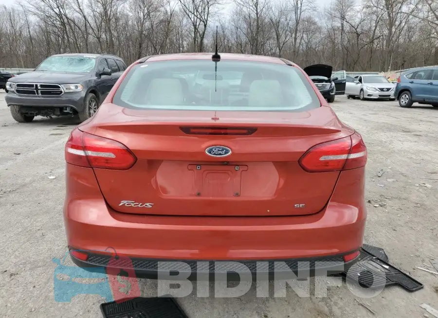 1FADP3F27JL330215 Photo# 6