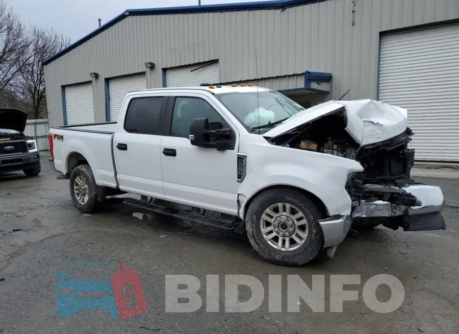 1FT7W2B69JEC51839 Photo# 4