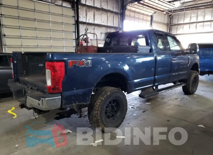 1FT7X2B61HEC98435 Photo# 3