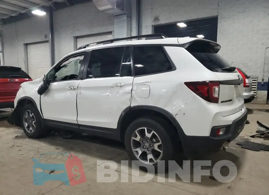 5FNYF8H6XNB008589 Photo# 2