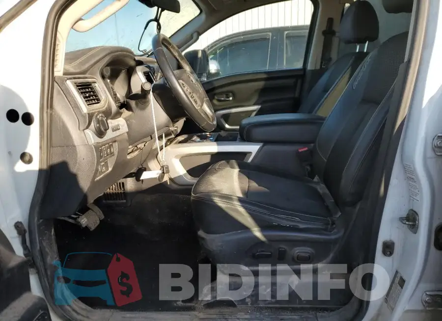 1N6BA1F40KN519543 Photo# 7