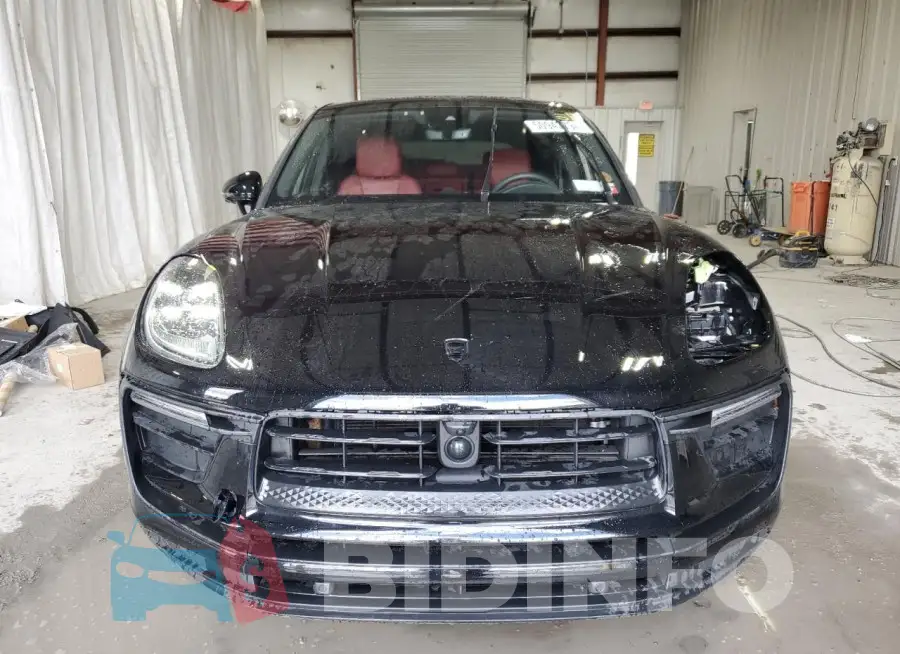 WP1AA2A55PLB16860 Photo# 5