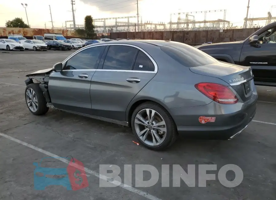 55SWF4HB6JU240791 Photo# 2
