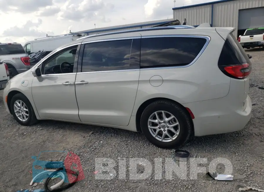 2C4RC1L76MR590438 Photo# 2