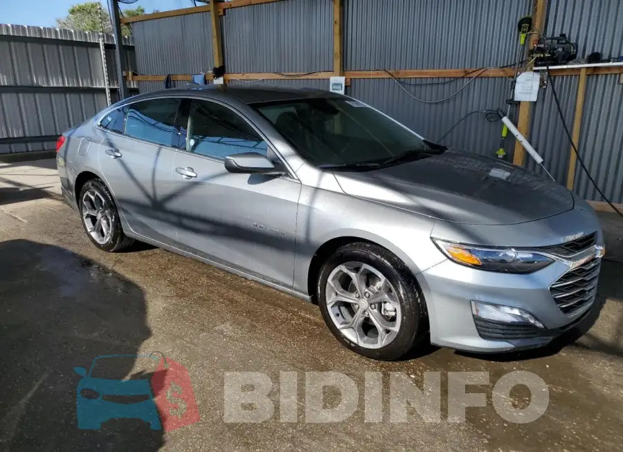 1G1ZD5ST2RF149013 Photo# 4
