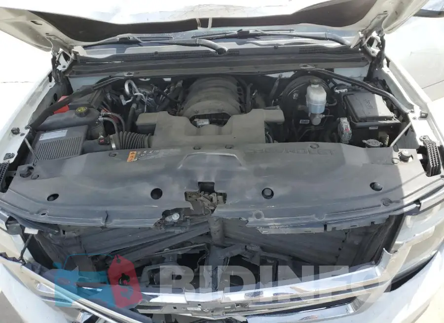 1GNSCJKC4KR107040 Photo# 12