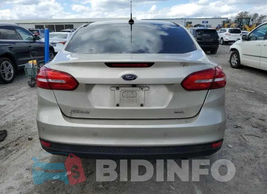 1FADP3H22JL229242 Photo# 6