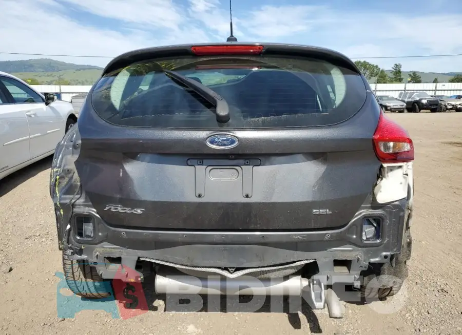 1FADP3M22HL263696 Photo# 6