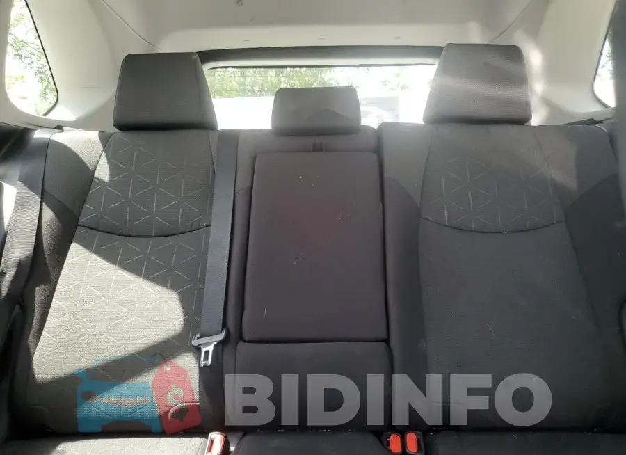 2T3P1RFV1MC212881 Photo# 10