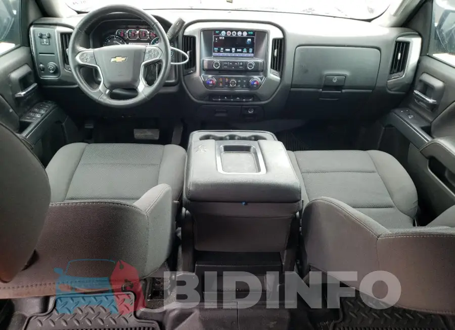 3GCPCREC1JG100943 Photo# 8