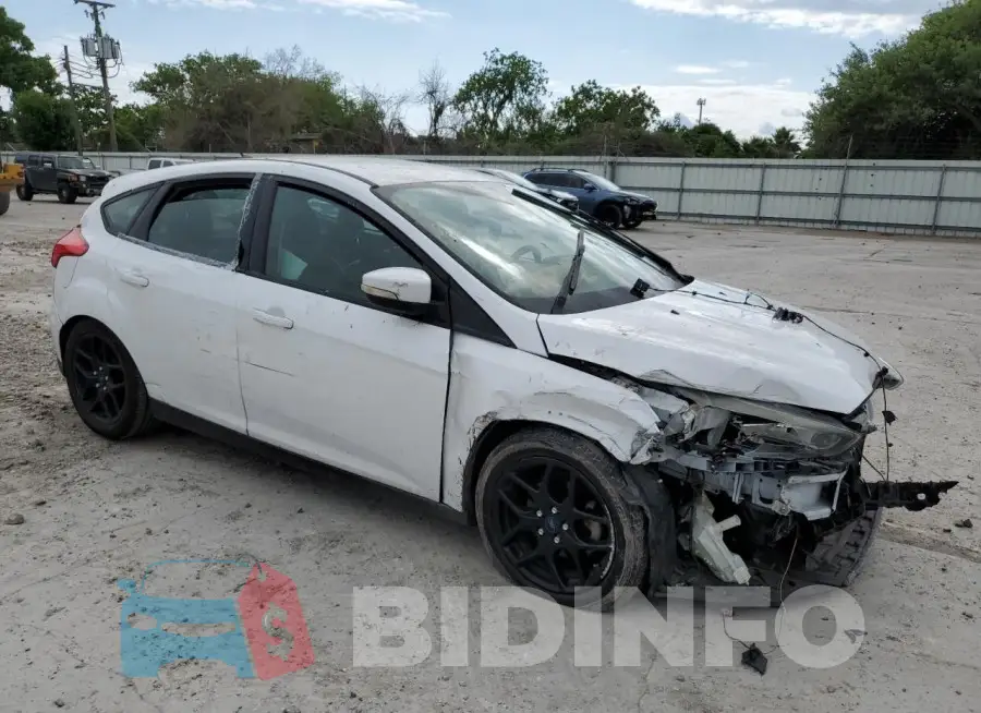 1FADP3K25GL404617 Photo# 4