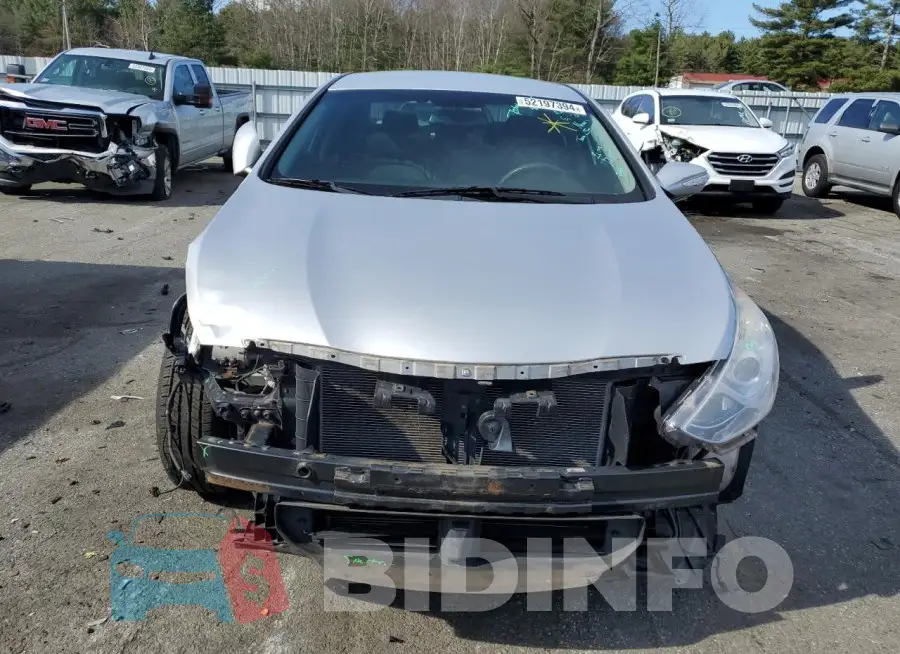 KMHEC4A40FA120109 Photo# 5
