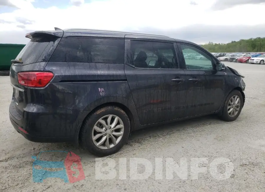 KNDMB5C17L6615899 Photo# 3