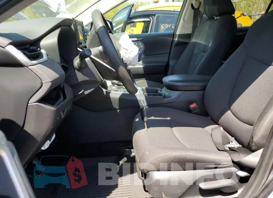 2T3F1RFV2MC213176 Photo# 7