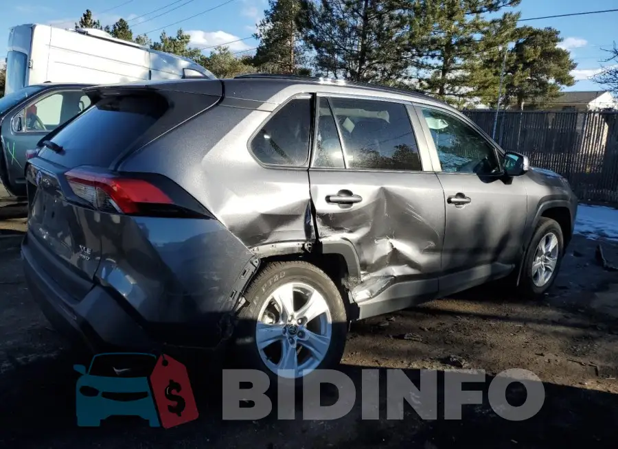 2T3P1RFV6MC225514 Photo# 3