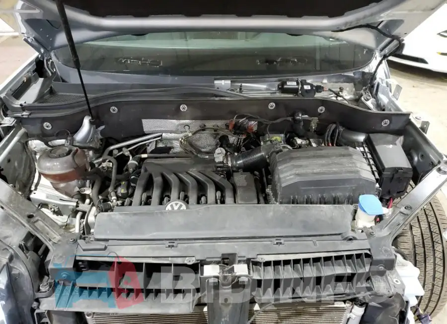 1V2MR2CA9KC532001 Photo# 12