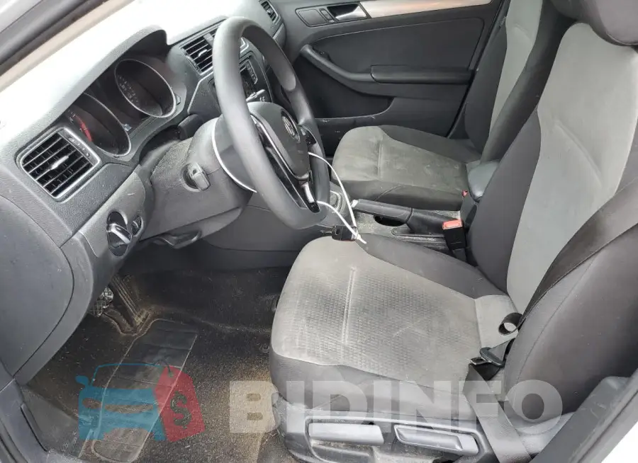 3VW2B7AJ4HM393509 Photo# 7
