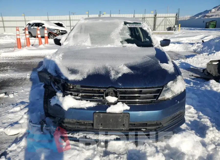 3VW2B7AJ5HM315675 Photo# 5