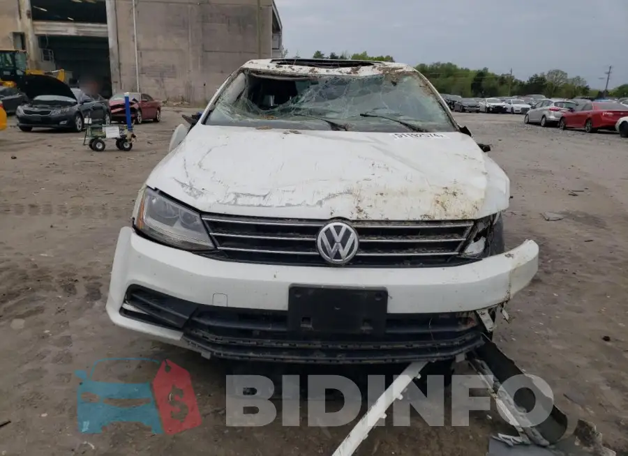 3VWDB7AJ1HM209975 Photo# 5
