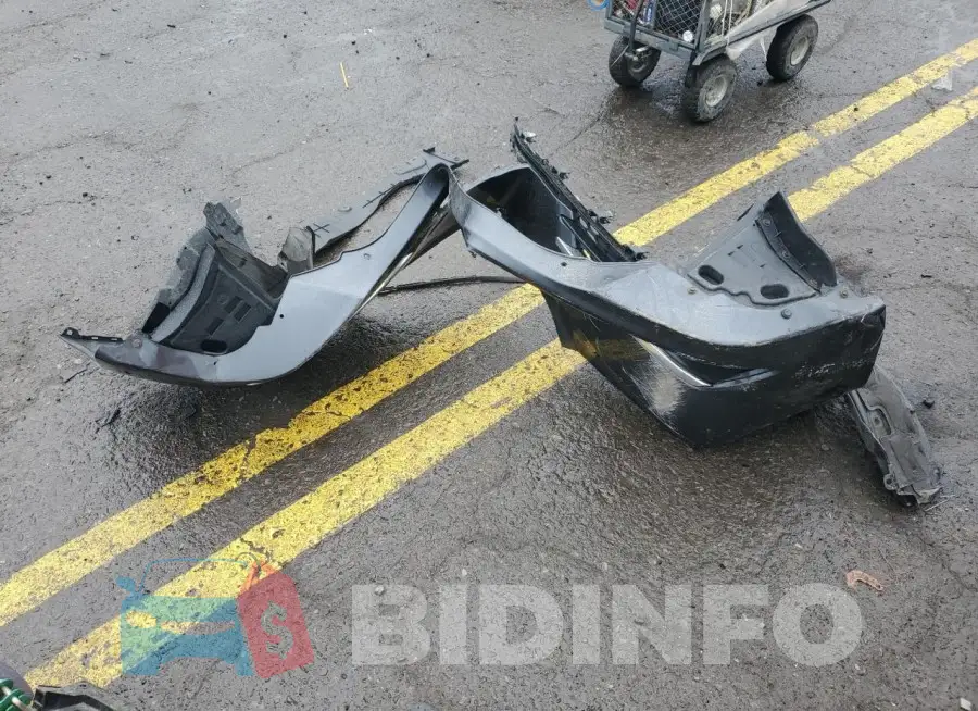 19UUB2F59FA004787 Photo# 12