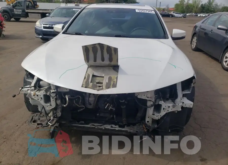 19UUB3F62KA004767 Photo# 5