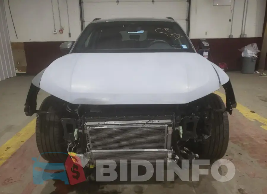 WA1DECF37P1049345 Photo# 5