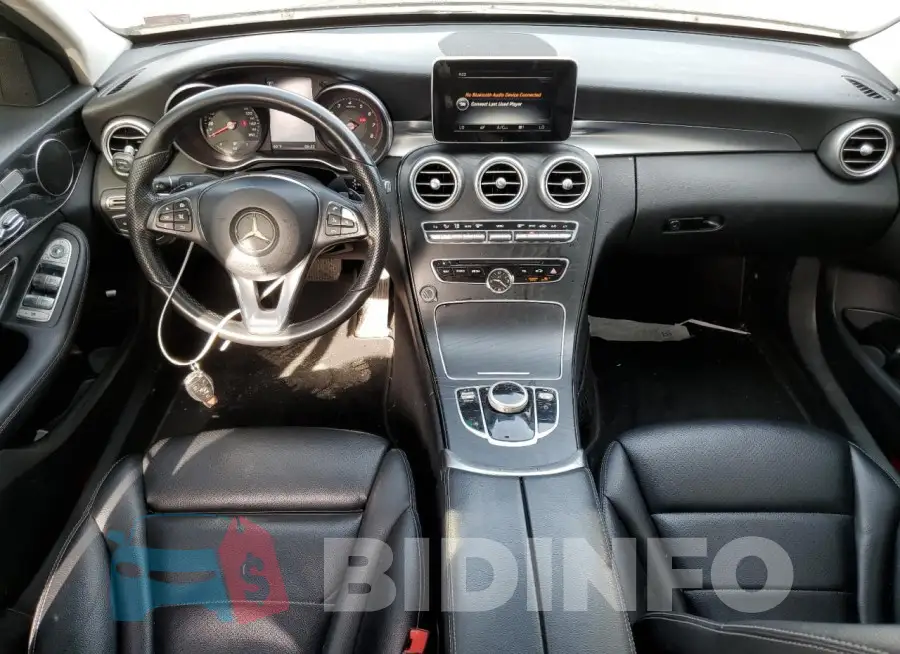 55SWF4JB2HU183512 Photo# 8