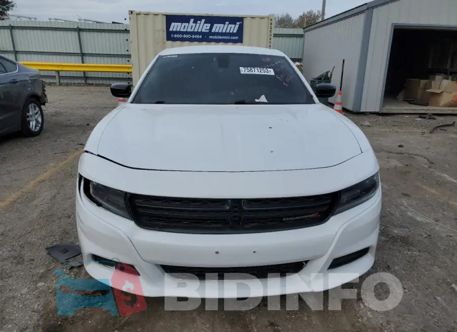 2C3CDXHG1GH317839 Photo# 5
