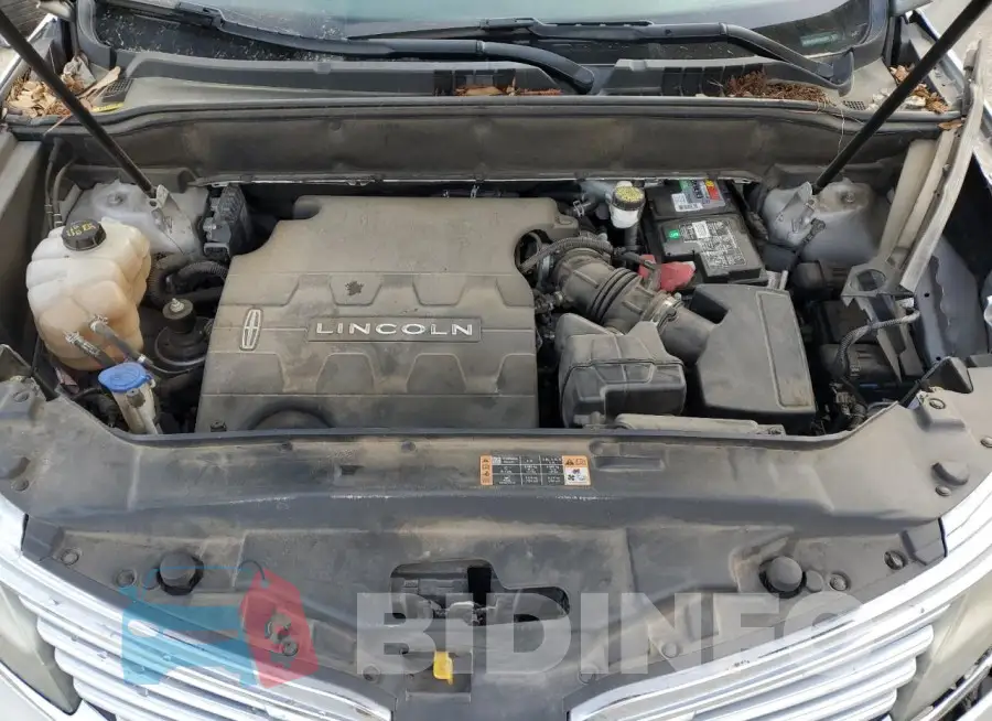 2LMPJ6LR8JBL42093 Photo# 11