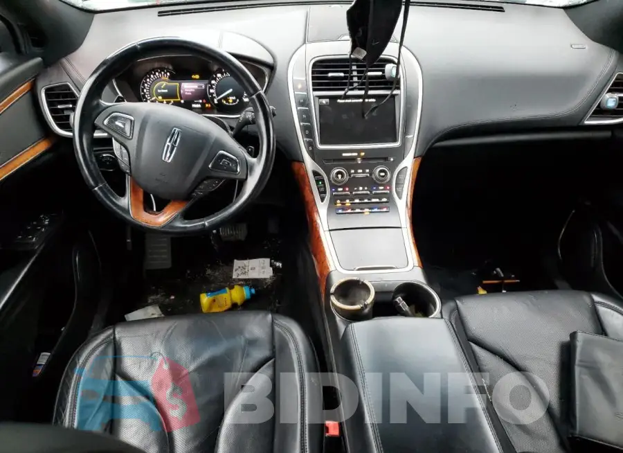 2LMTJ8LR6GBL21620 Photo# 8
