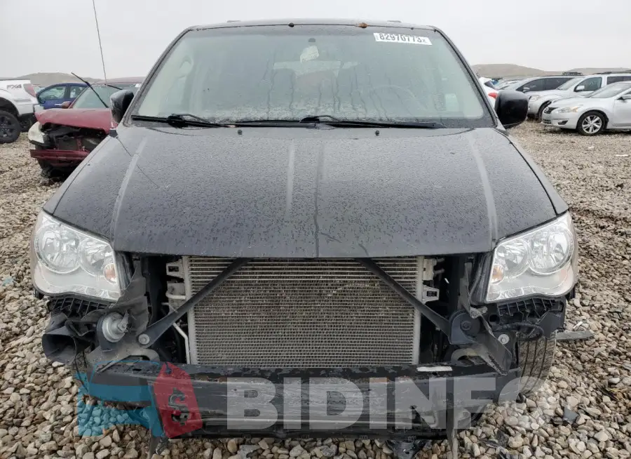 2C4RC1BG9GR271296 Photo# 5
