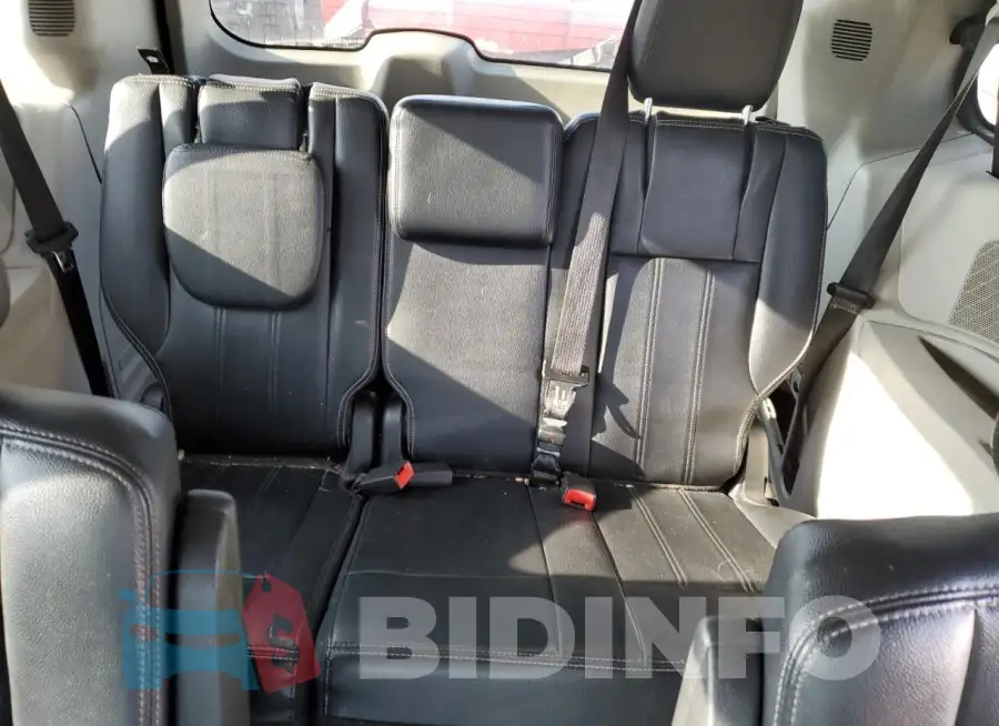 2C4RC1BGXGR300174 Photo# 10