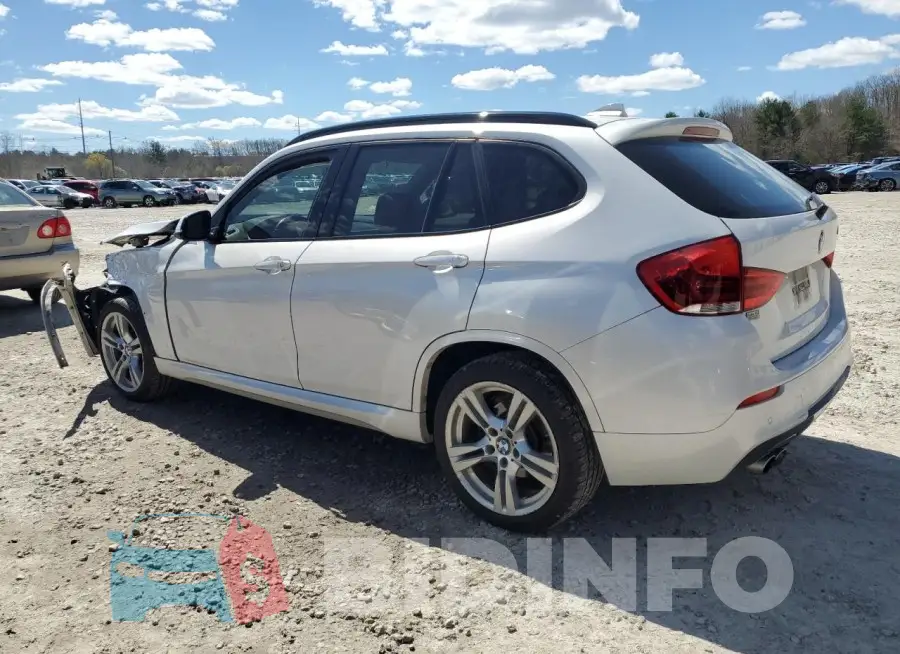 WBAVL1C58FVY33581 Photo# 2