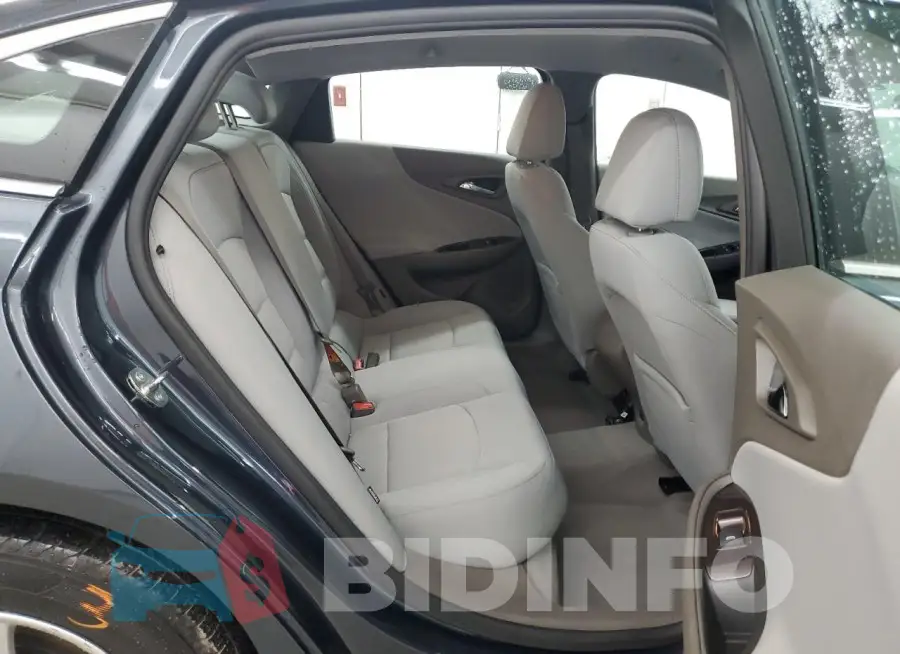 1G1ZB5ST1LF157276 Photo# 10