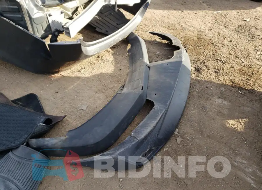 1G1ZB5ST6HF106931 Photo# 12