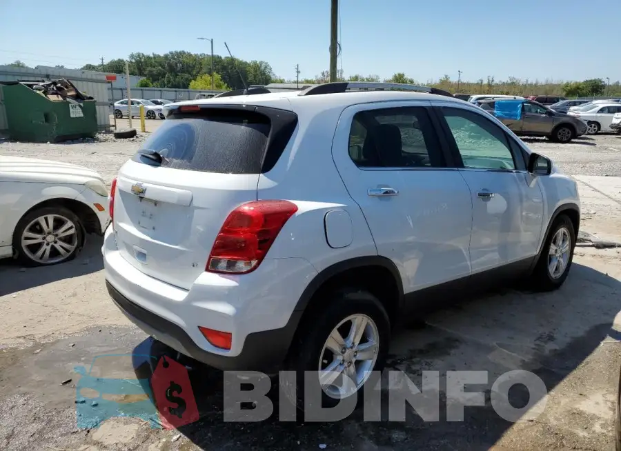KL7CJLSB7JB657651 Photo# 3