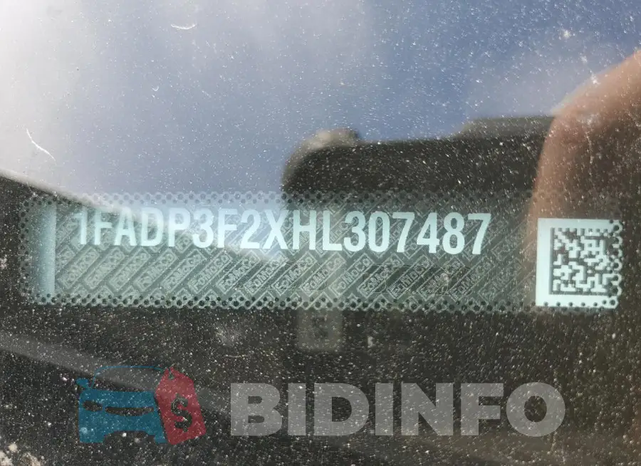 1FADP3F2XHL307487 Photo# 12