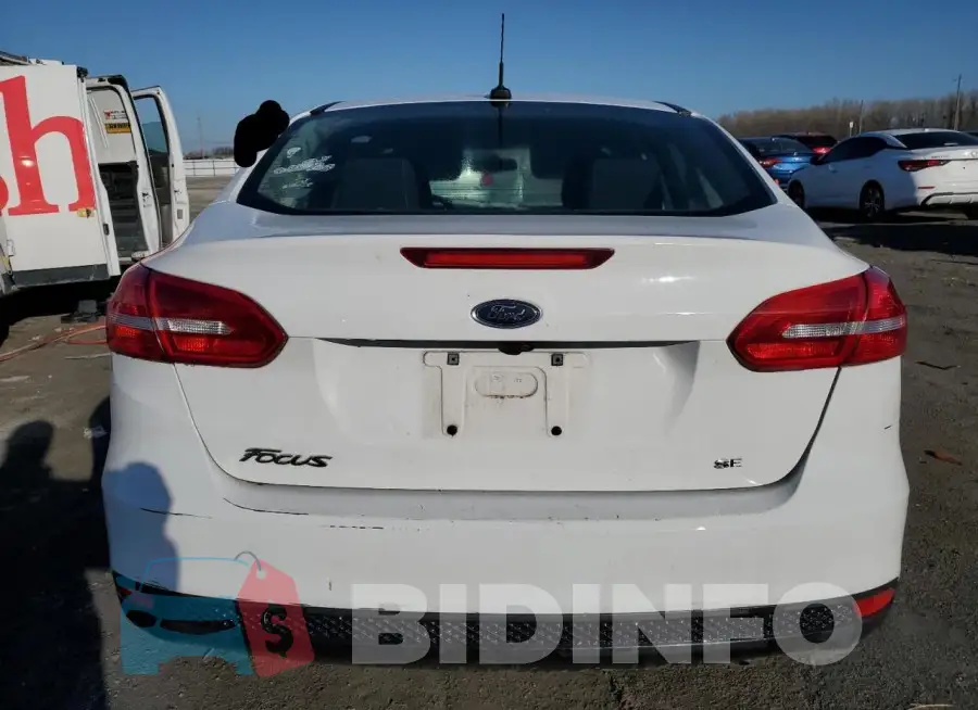1FADP3F2XJL230142 Photo# 6