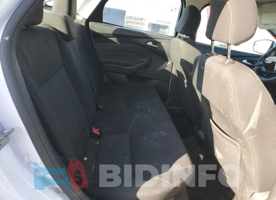 1FADP3F2XJL230142 Photo# 10