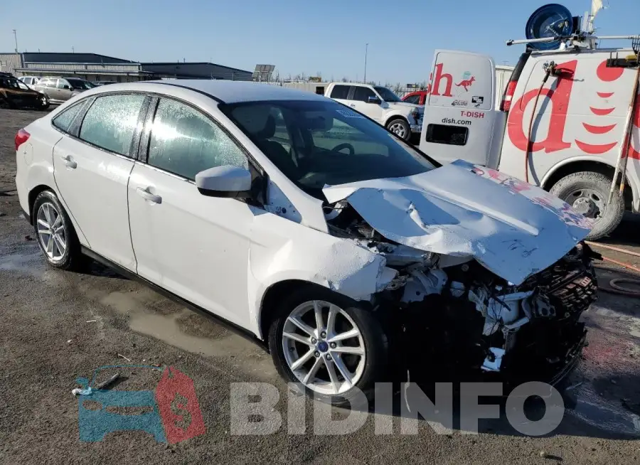 1FADP3F2XJL230142 Photo# 4