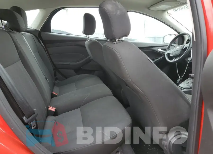 1FADP3K27FL370565 Photo# 10