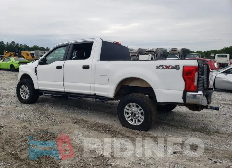 1FT7W2B62JEB39383 Photo# 2