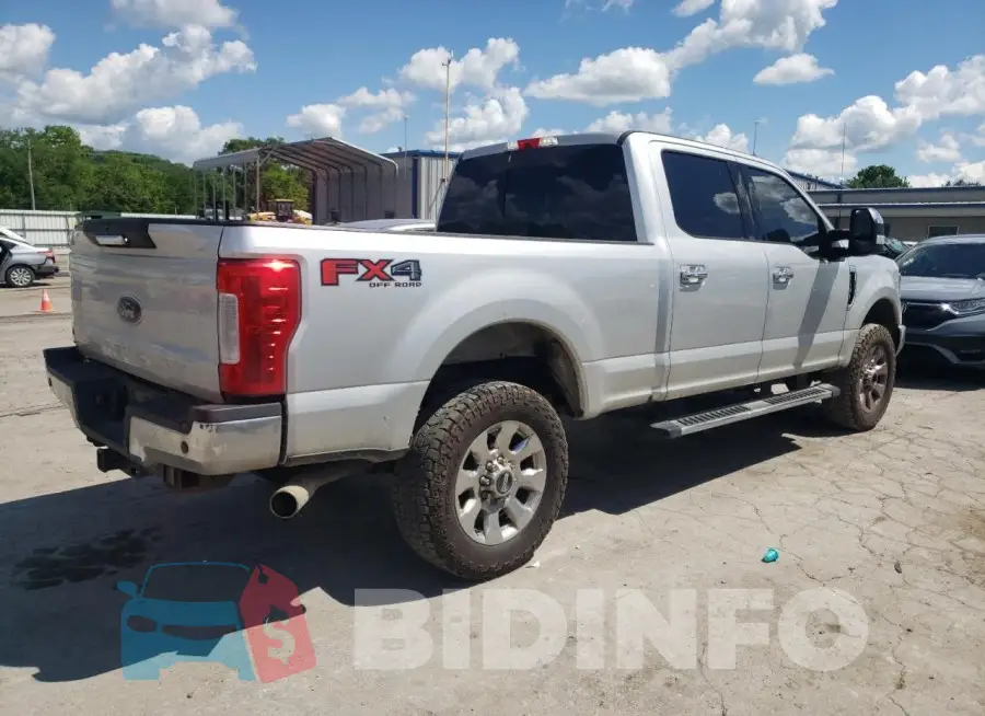 1FT7W2B65KEC49040 Photo# 3