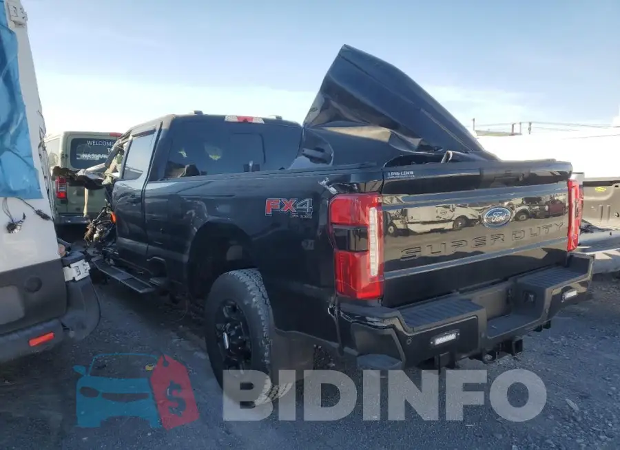 1FT8W3BNXPEC39841 Photo# 2