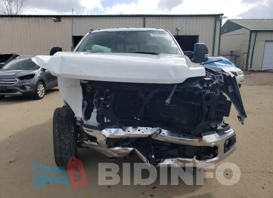 1FT8W3BT1PED93045 Photo# 5