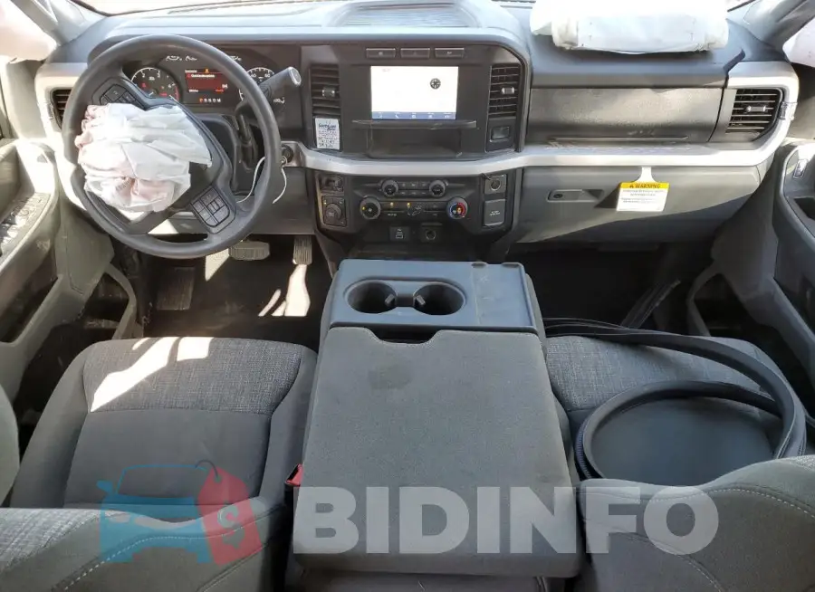 1FT8W3BT1PED93045 Photo# 8