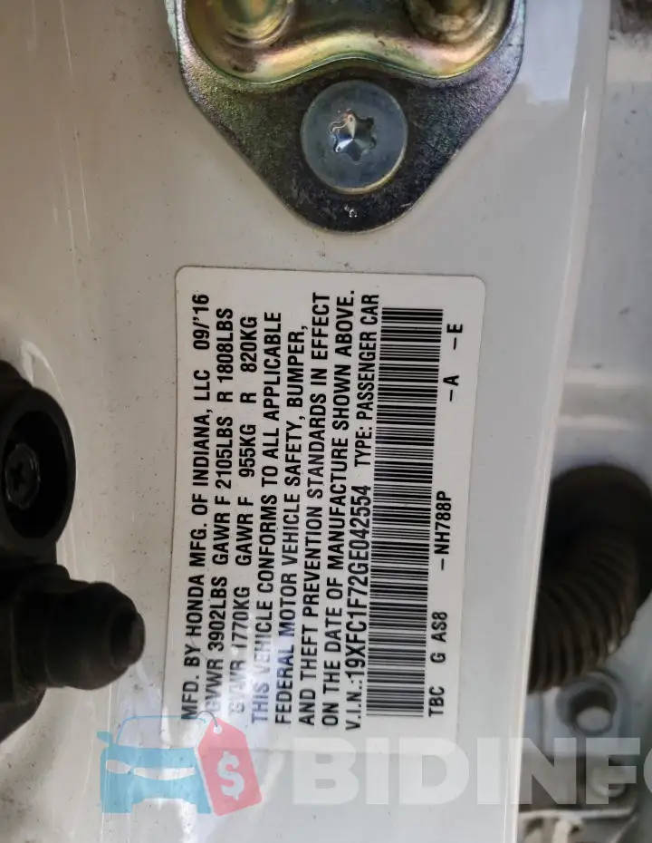 19XFC1F72GE042554 Photo# 12