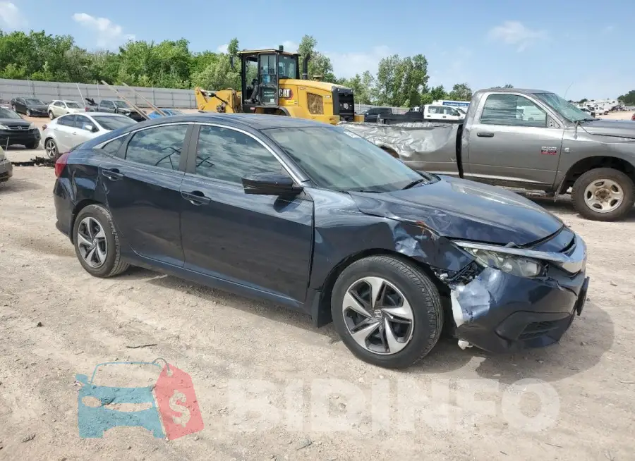 19XFC2F76GE046838 Photo# 4