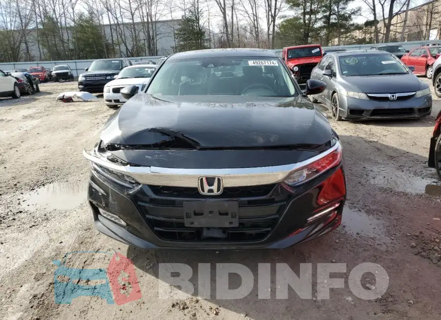 1HGCV3F48KA008596 Photo# 5